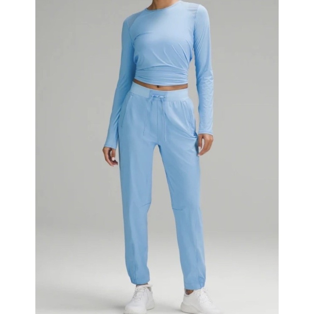 Lululemon Blue License To Train Jogger Size 2 - New Without Tag